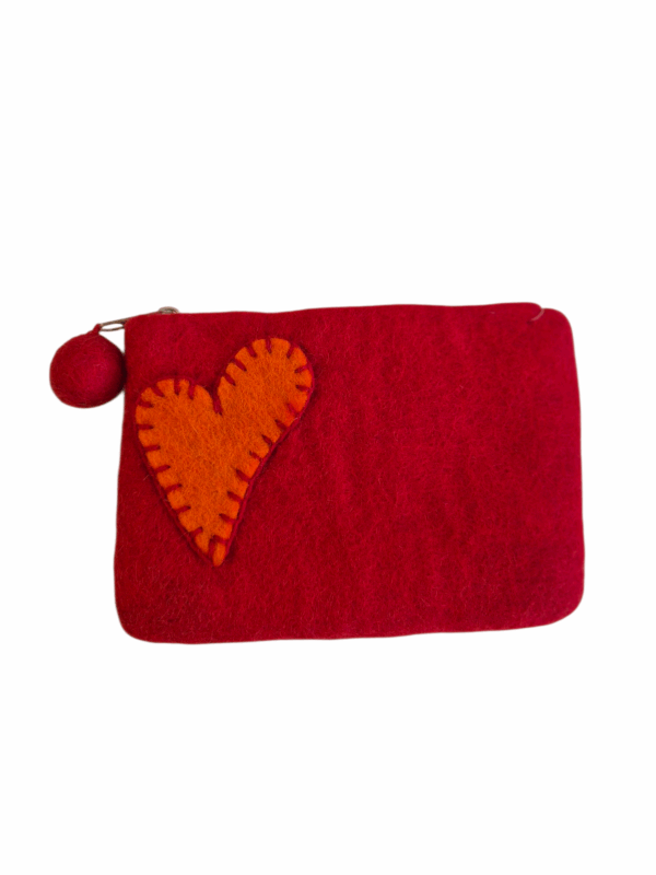 Pung i tovet ull rød/orange, motiv hjerte   L=16cm  H=11cm